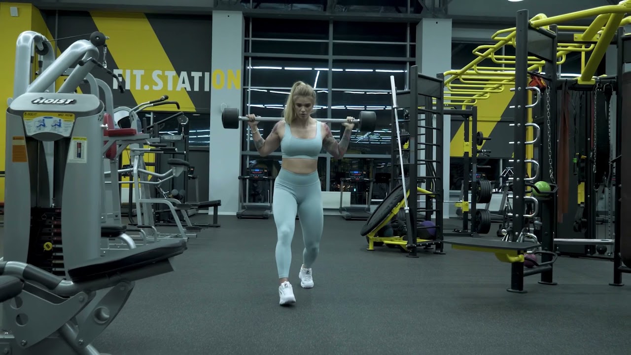 Анастасия Симанова: тренировка в фитнес-клубе &ldquo;FitStation&rdquo; для рекламной фотосессии