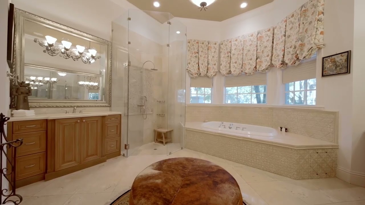12483 Grand Oaks Dr, Davie  FL 33330