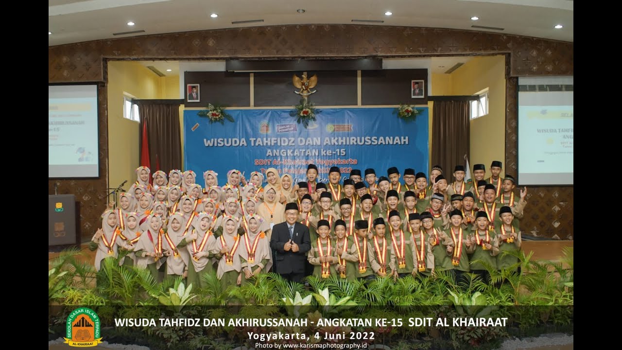 WISUDA SDIT AL KHAIRAAT ANGKATAN KE 15 TP. 2021/2022