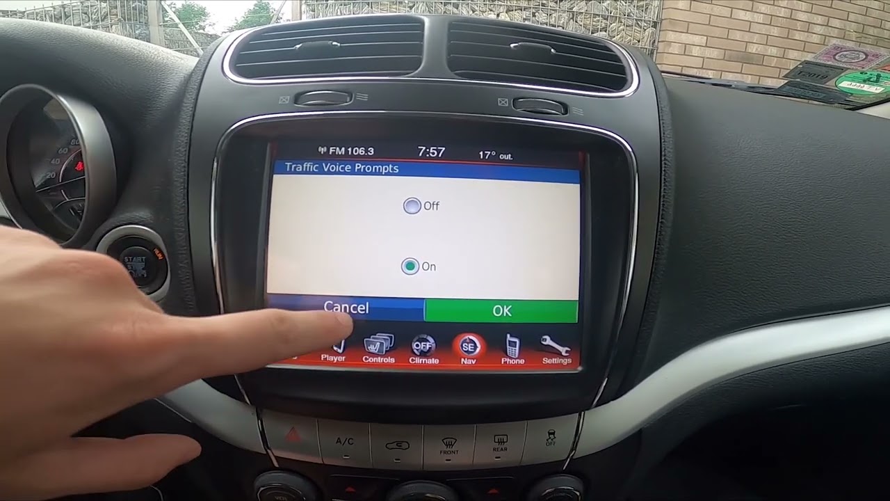 Как войти и управлять навигацией в Fiat Freemont (2011–2016)