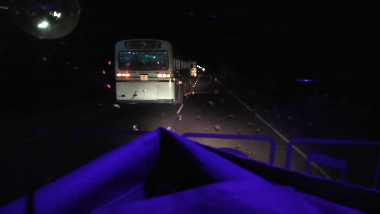 Bus race sri lanka night time crazy driving madhumali travels and badde kurulla