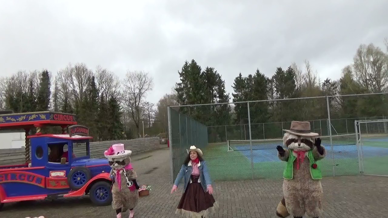 Randy en Rosie disco in de hagel/sneeuw Slagharen 5-4-21