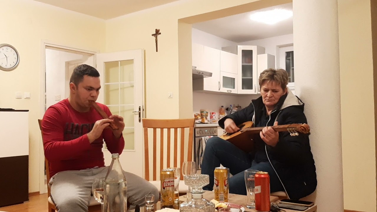 Izvorno kolo  dvojnice i šargije