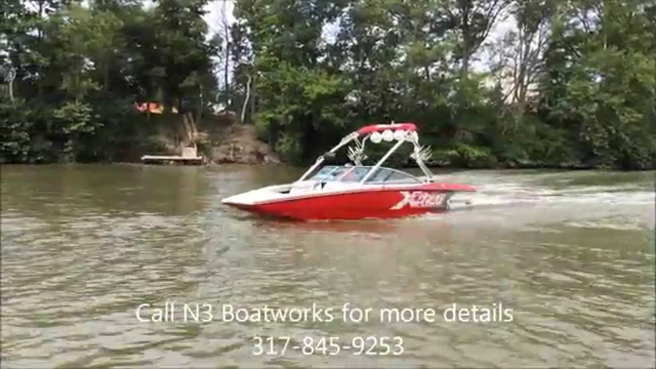 2009 MasterCraft X-Star- Red/ White On Water