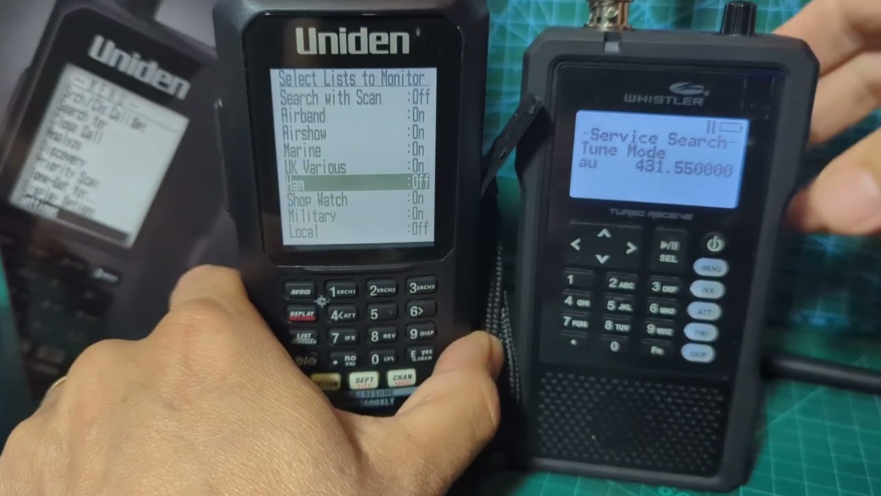UNIDEN UBCD3600 & WHISTLER TRX1 - SIDE BY SIDE