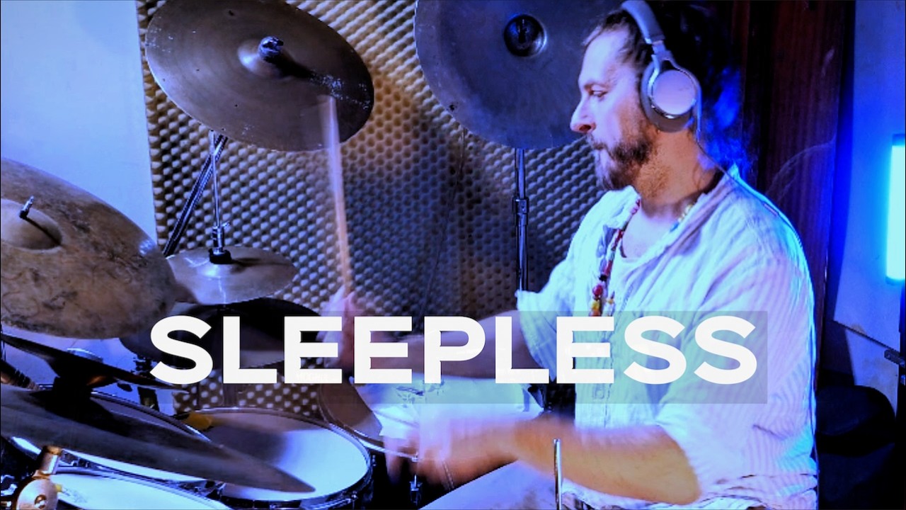 SLEEPLESS – A Cinematic Odd-Meter Composition