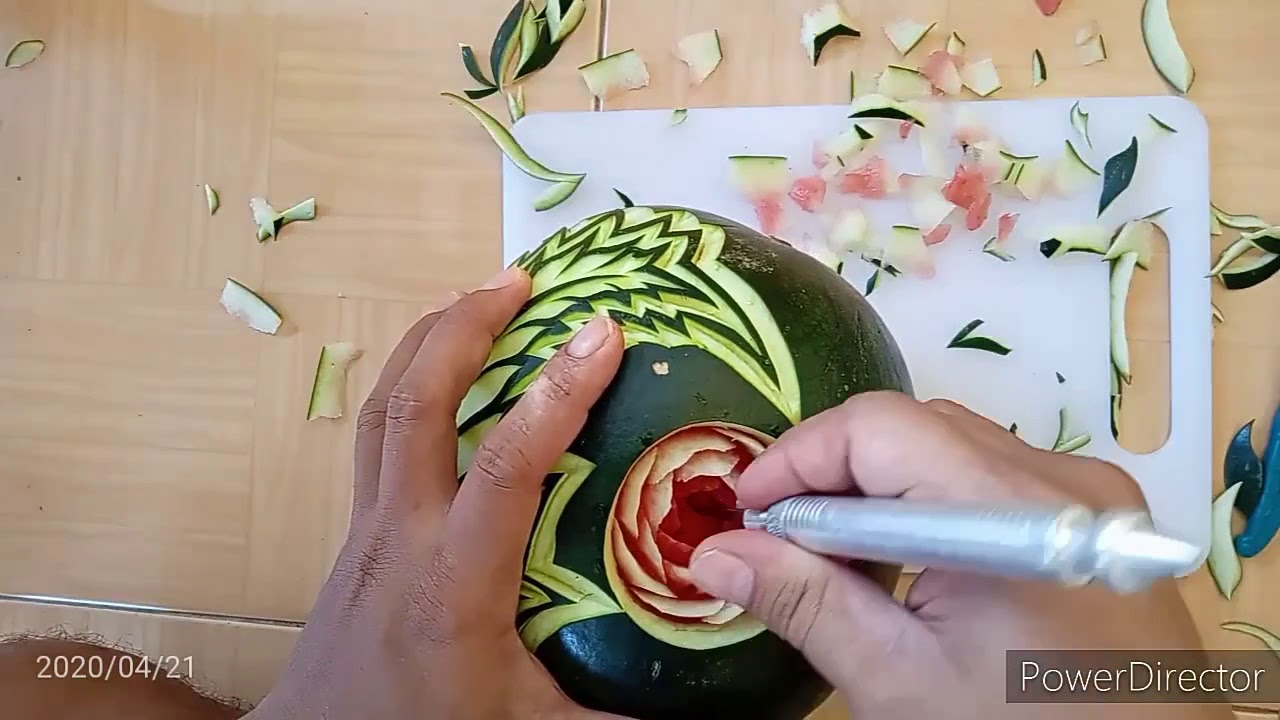 Basic fruit carving by chef anam #fruitcarving #banyuwangi #indonesia