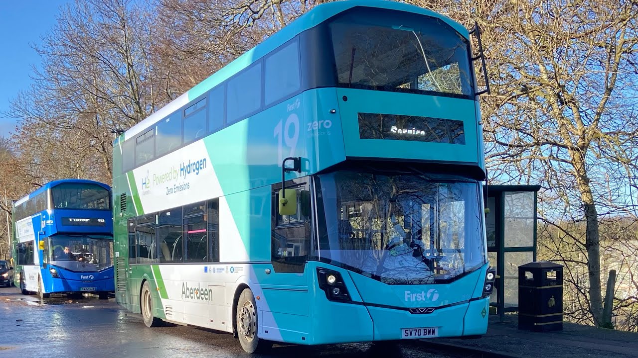First Aberdeen • Wright Streetdeck FCEV Hydroliner • 39708 SV70BWW • Route 19