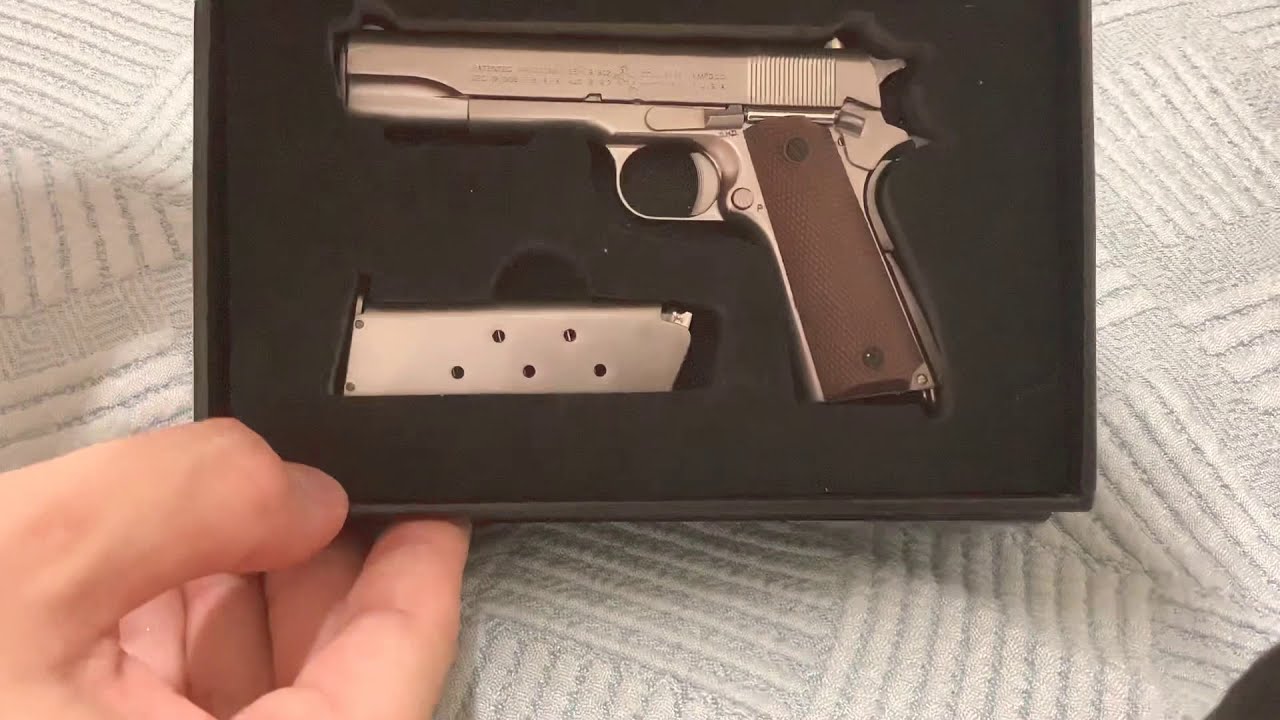 1:2.05 scale model COLT M1911 #1 (shell ejecting)