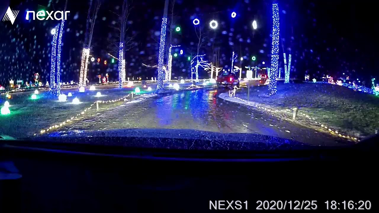 25 Dec 2020 Stonehedge Golf Course light show clip
