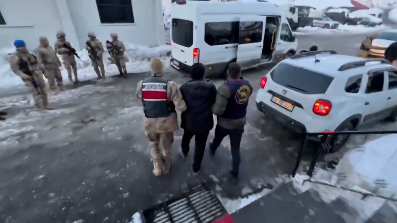 Hakkari jandarmadan operasyon 