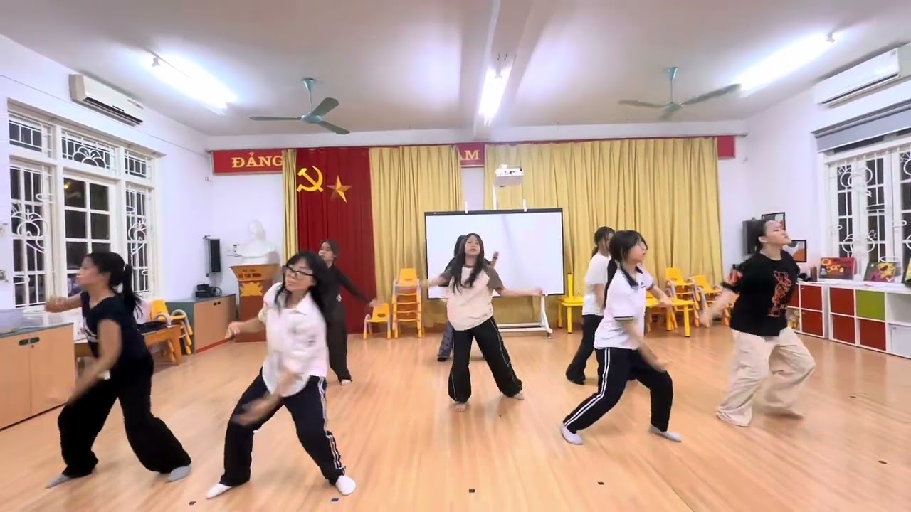 On Fleek choreography - Utai IV Reawakening