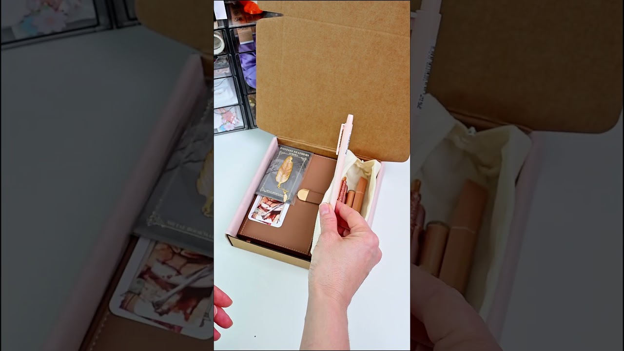 Weekly Exclusive: Golden Autumn Latte. ✨☕️ #bookishbundles #stationarycollection #asmr