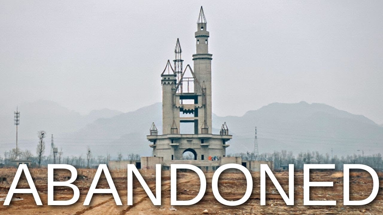 Abandoned - China's Wonderland Amusement Park
