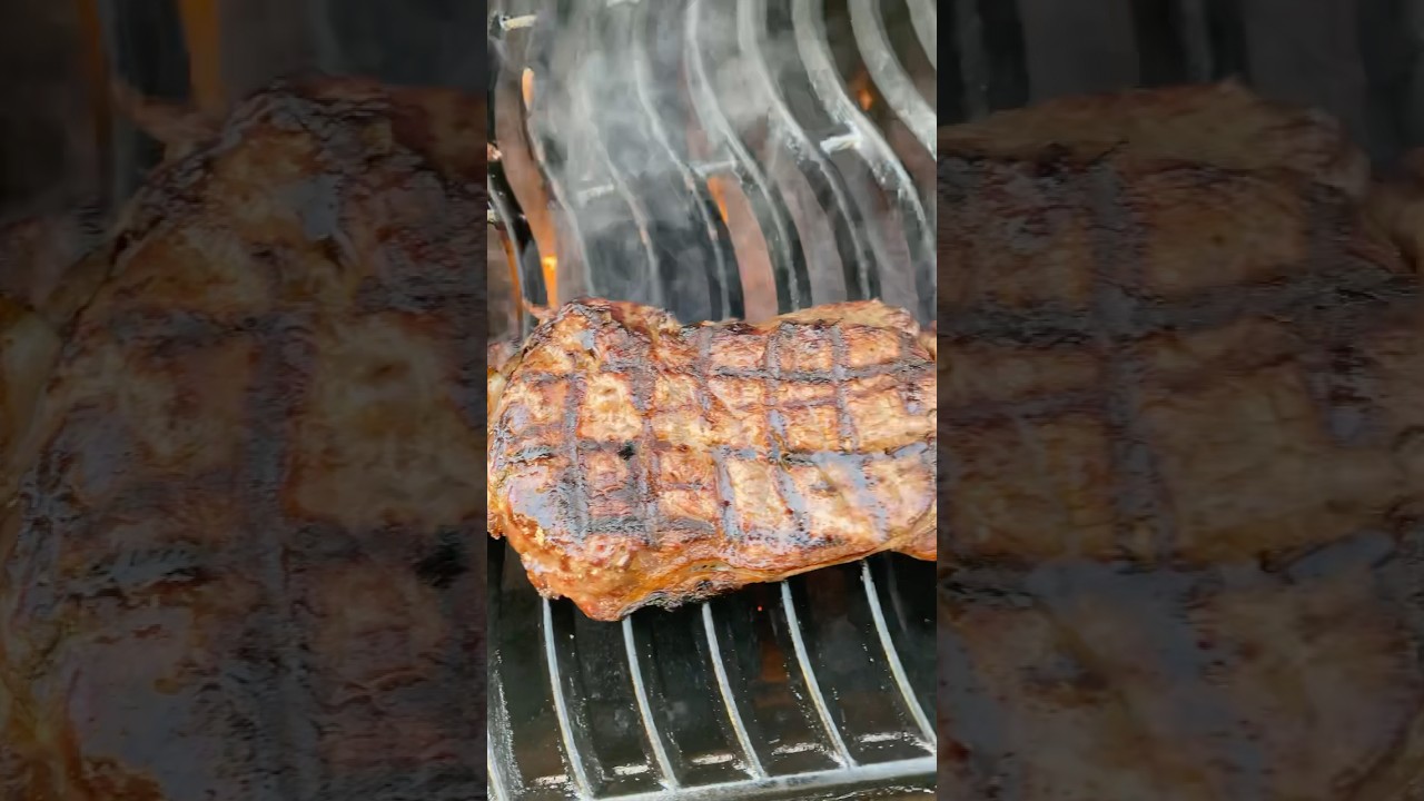 Smoky Beef Steak - How to Make PERFECT Crosshatch Grill Marks 
