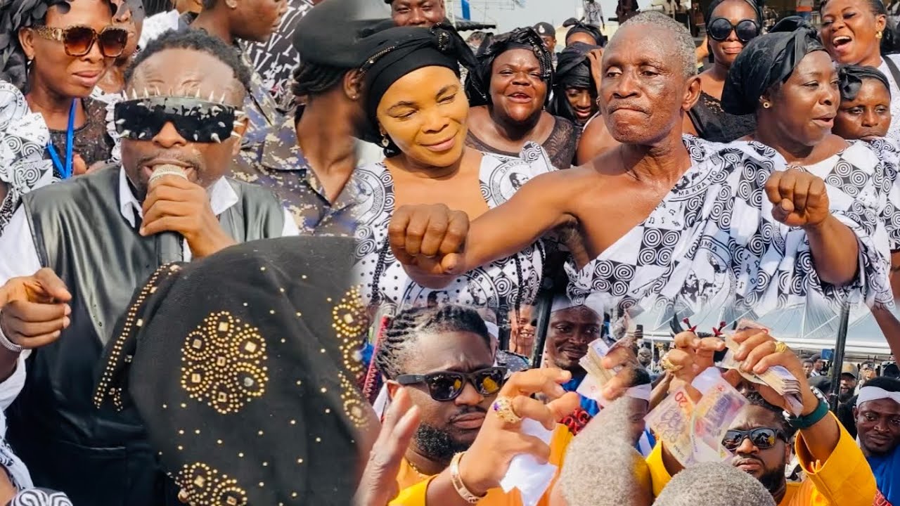 Ajagurajah Sprays cash on Abusuapanin Tupac as Bro Sammy Performs at Daddy Lumba funeral 