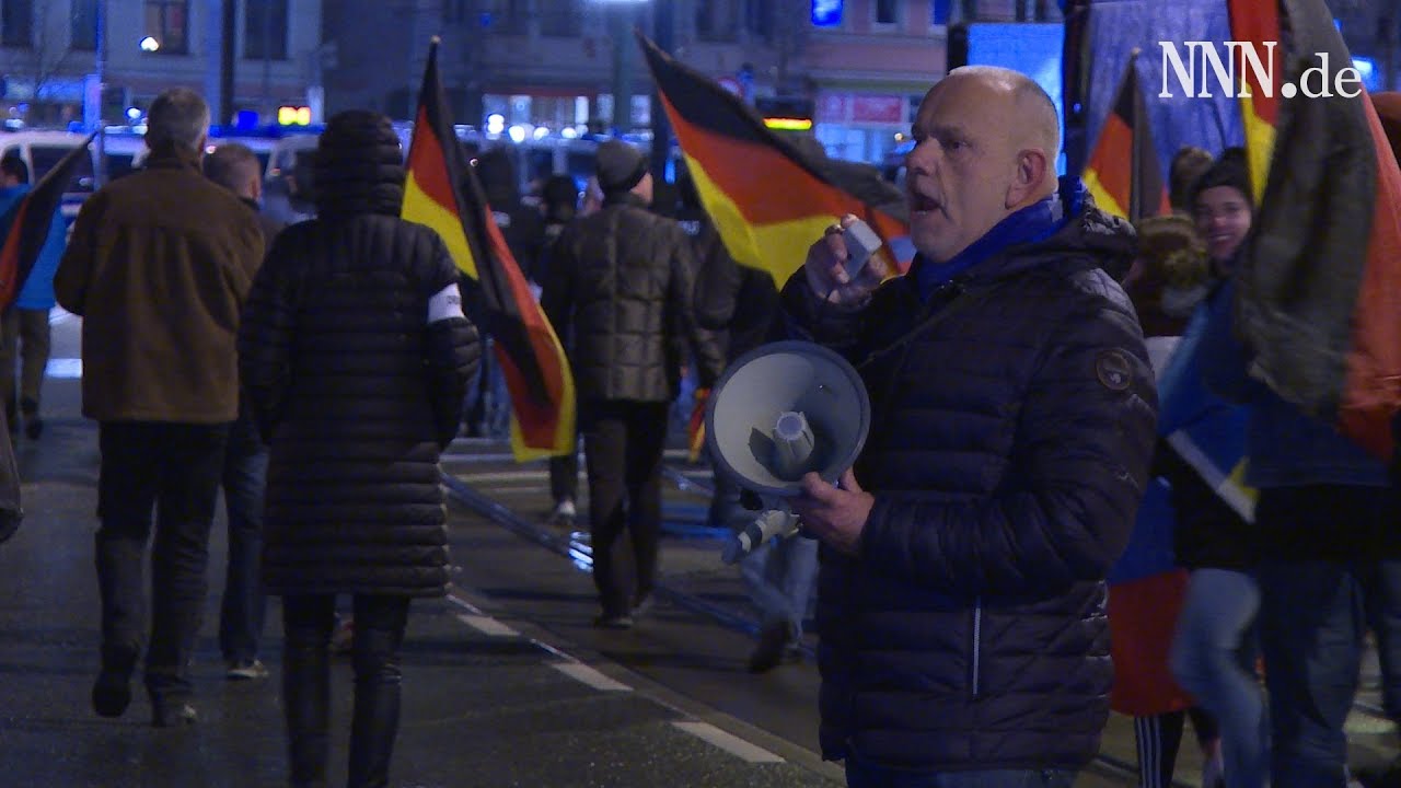 AFD demonstriert in der KTV: 