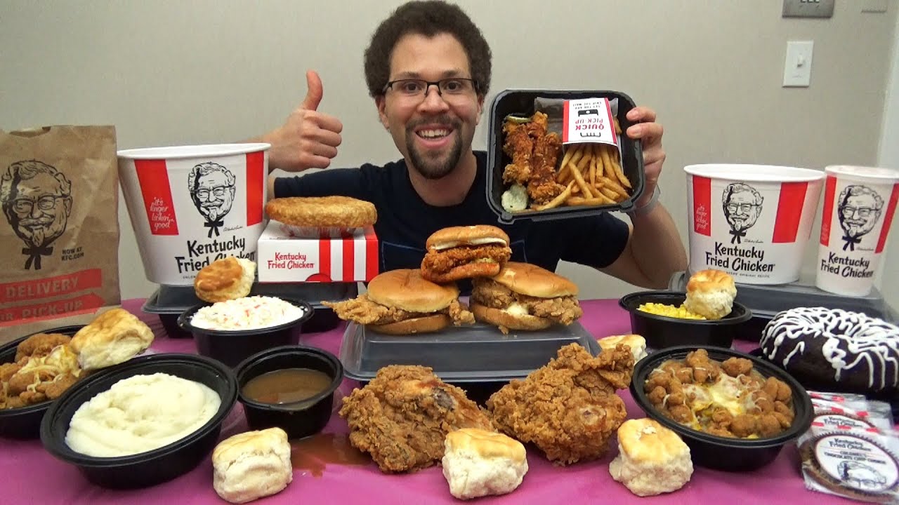 KFC ULTIMATE MENU CHALLENGE l BASKETLOCKERBALL