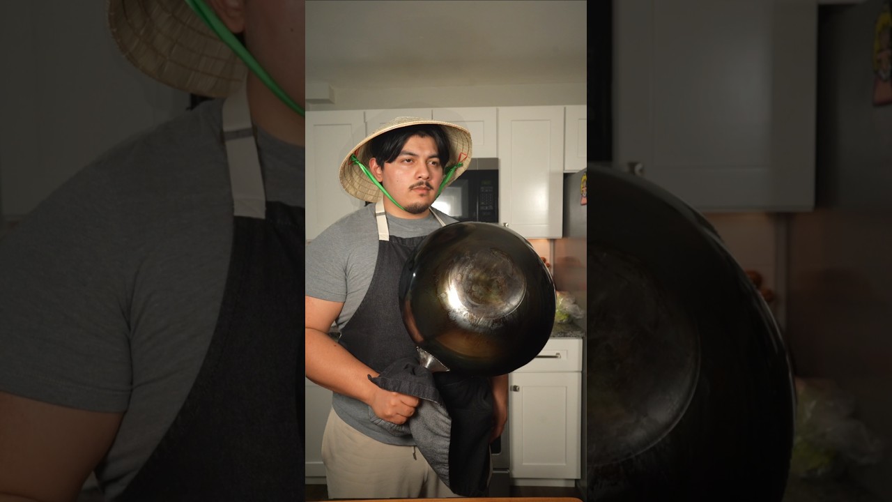 You wok mate. (seasoning wok) #wok