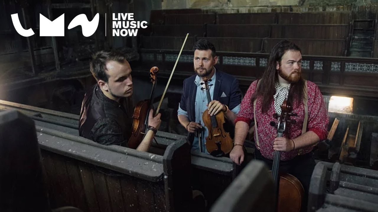 Live Music in Care with VR&iuml;