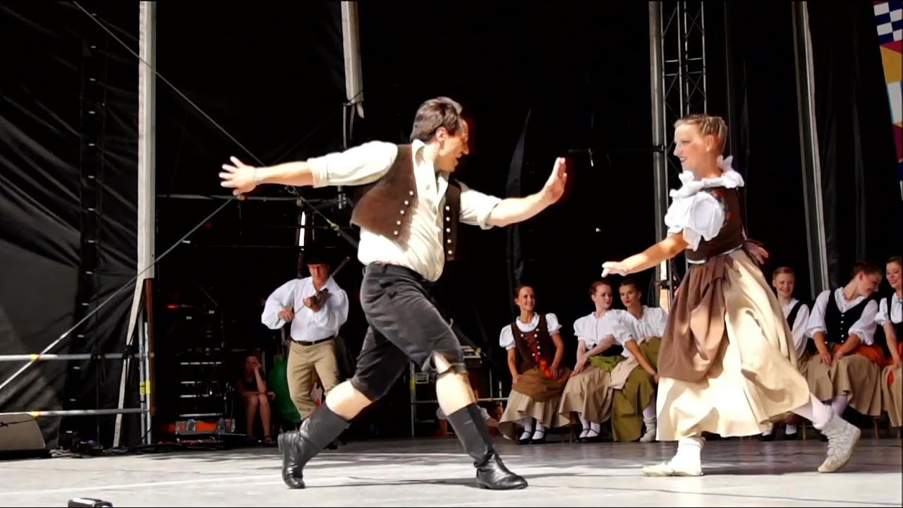 Der verbotene Tanz -  German Folk Dance