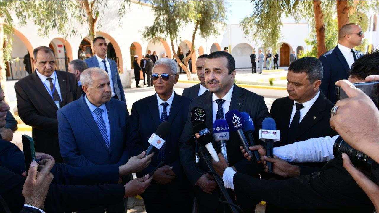 مشاركة  الرئيس المدير العام لسوناطراك في الزيارة التفقدية لوزير الطاقة و المناجم