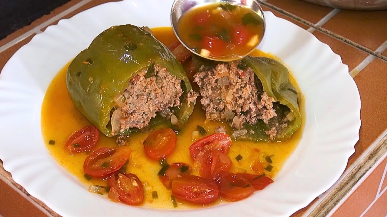 PIMENTÃO RECHEADO COM CARNE MOÍDA