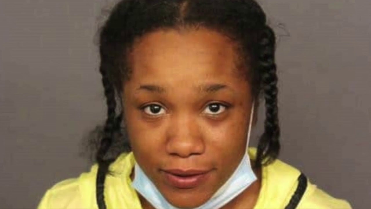 Caregiver accused of stealing from elderly woman while she was dying of COVID-19