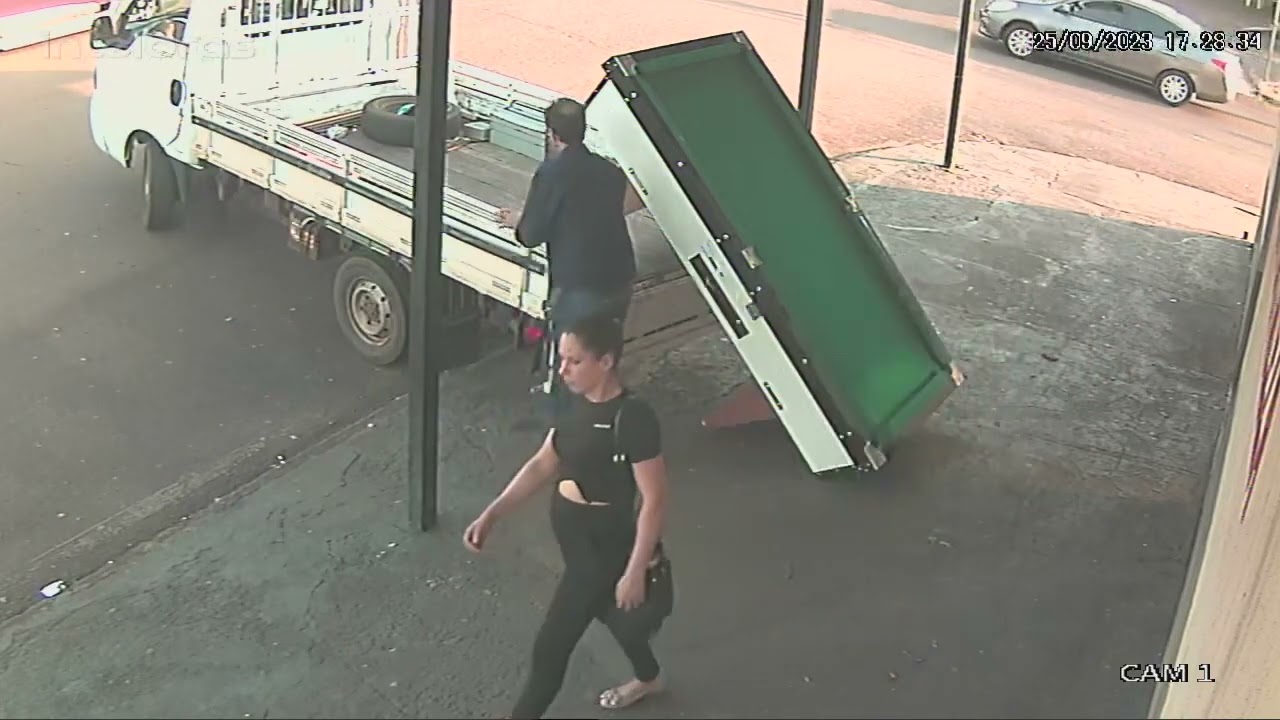 Como carregar um mesa de sinuca na caminhonete sem fazer muita for&ccedil;a.