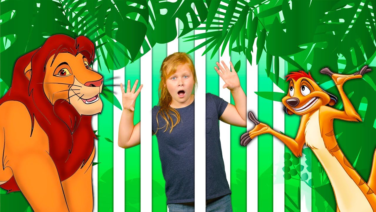 Lion King Simba meets the Assistant for a Play Date with Pumba and PJ Masks