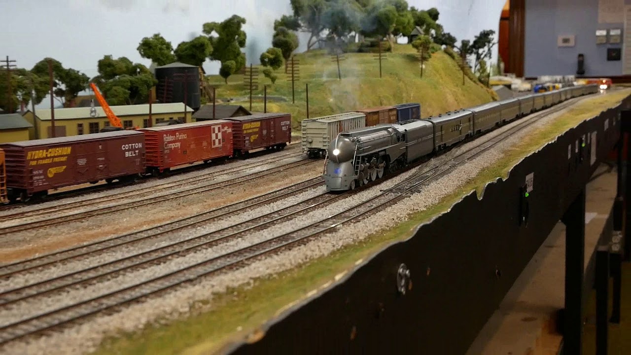 New York Central Dreyfus Hudson at the Carquinez Club Winter 2018 Open House