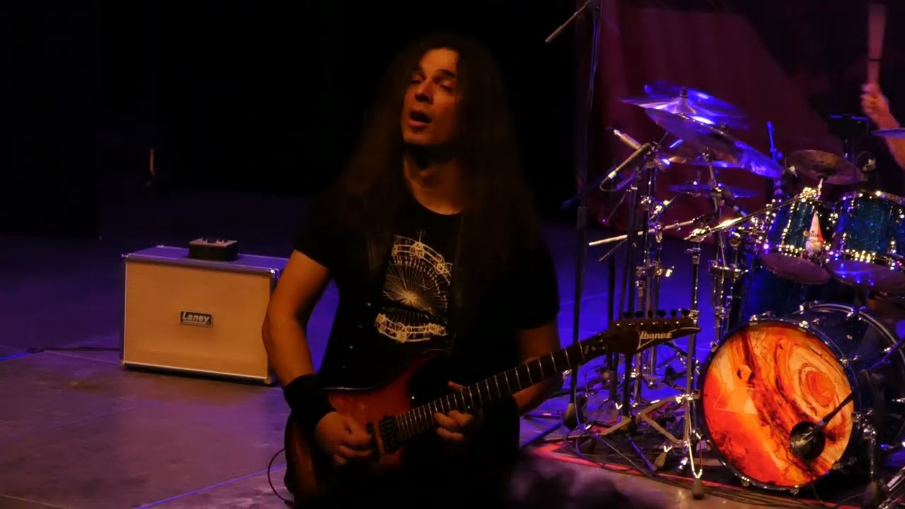 Kiko Loureiro – Angra Medley (Live @ Teatro Abeliano, Bari – 07.12.2025)