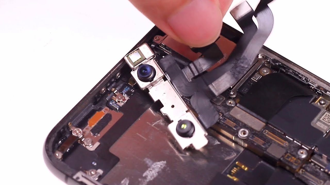 Iphone X  Face ID Поднимите/опустите.