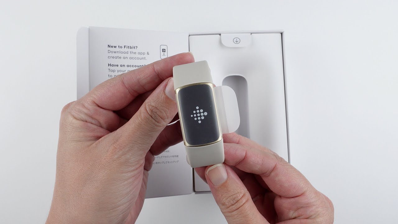 Fitbit Charge 5 Unboxing and Setup (Lunar White / Soft Gold)