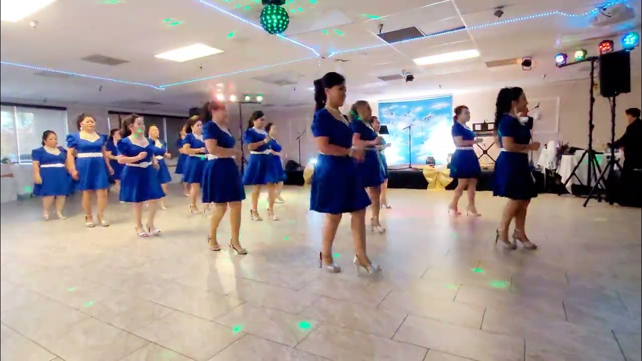 Niam tsev haum xeeb line dance. Hmoob Thoj party 