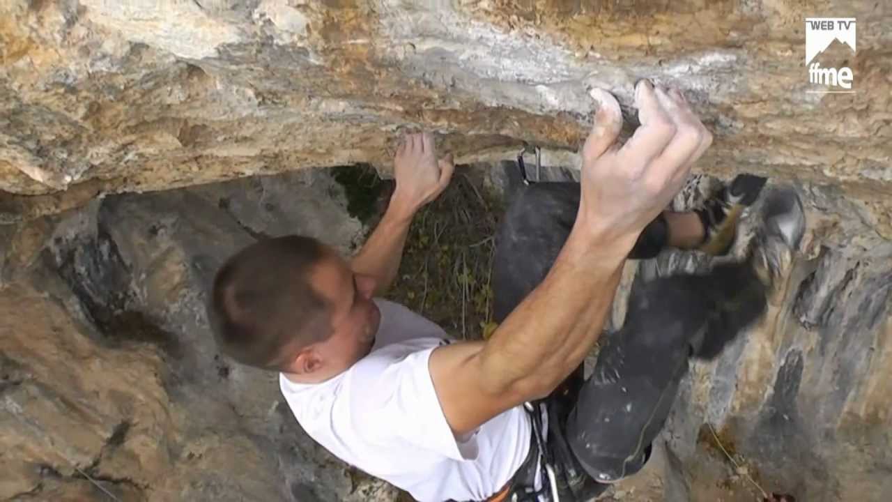 Escalade - Grimper dans un 8C avec Jérémy Bonder - FFME