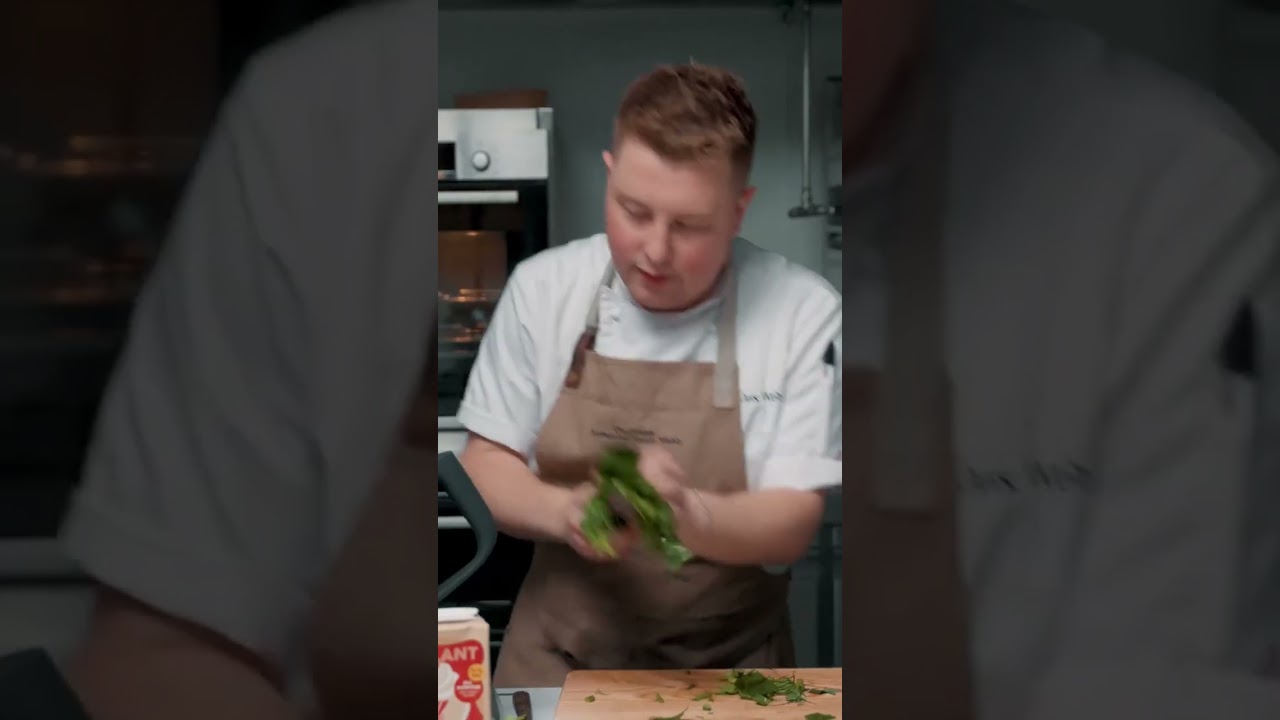 Topchefsbiography.com Chef alex webb 
