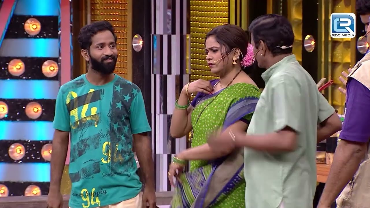 जेवणाच्या पंगतीत दत्तू ने पळवला मोरेंच्या ताटातला गुलाब जामून | HasyaJatra | Best Comedy Clip