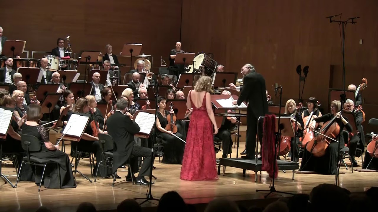 Lucie Kankova - Glitter and Be Gay (Bernstein - Candide)
