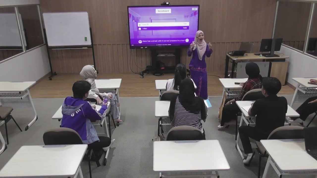 Praktik Microteaching - Mengenal Budaya Nusantara melalui Feature - SMA Kelas XII