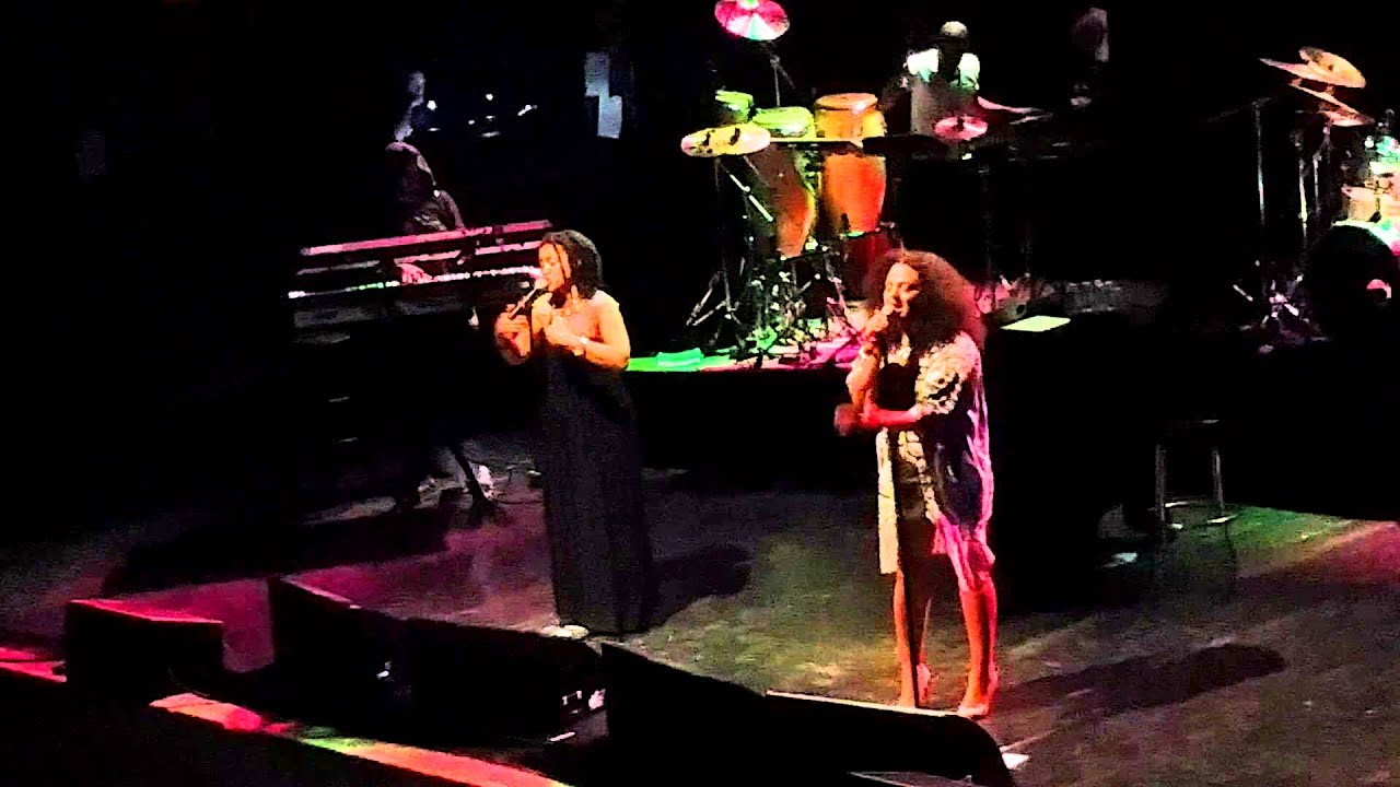 Floetry - Sunshine -  [Live] 2015 Reunion Concert [HD]