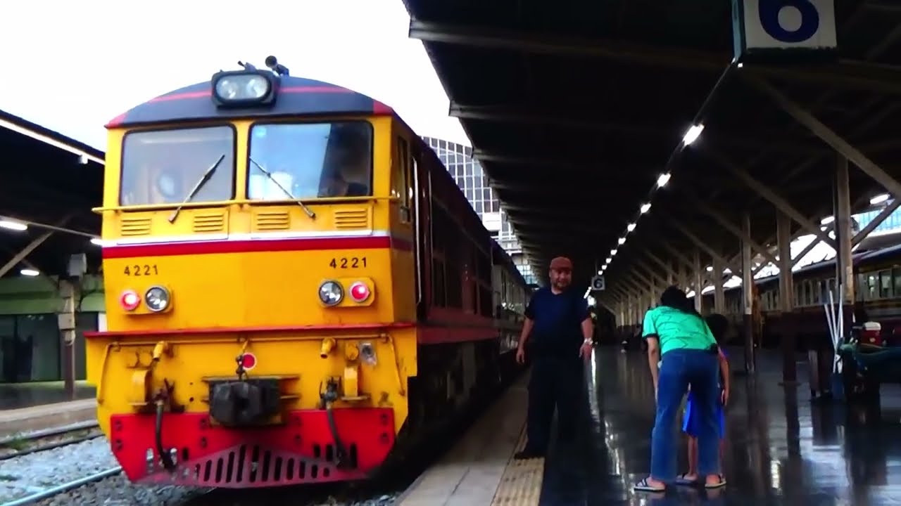 นั่งขบวนรถไฟชานเมือง 313 กรุงเทพ - บ้านภาชี ขบวนชานเมืองสายเหนือรอบสุดท้ายยามเย็นไปลงเชียงรากน้อย