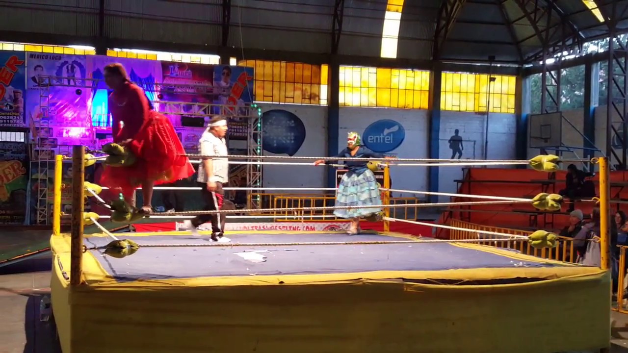 Cholitas Wrestling in La Paz - Lucha libre femenina