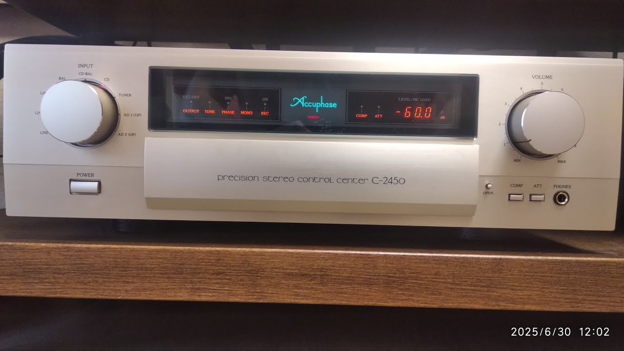 Accuphase C-2450 обзор
