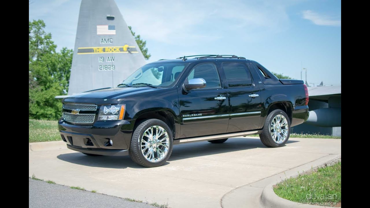 2011 Chevrolet Avalanche LTZ 4WD Walk Around / Drive