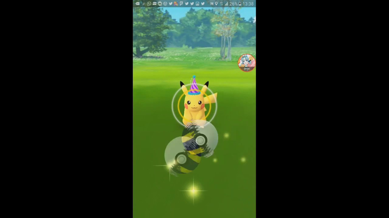 Wild Festive Pikachu Encounter [Pokemon GO]【#24】