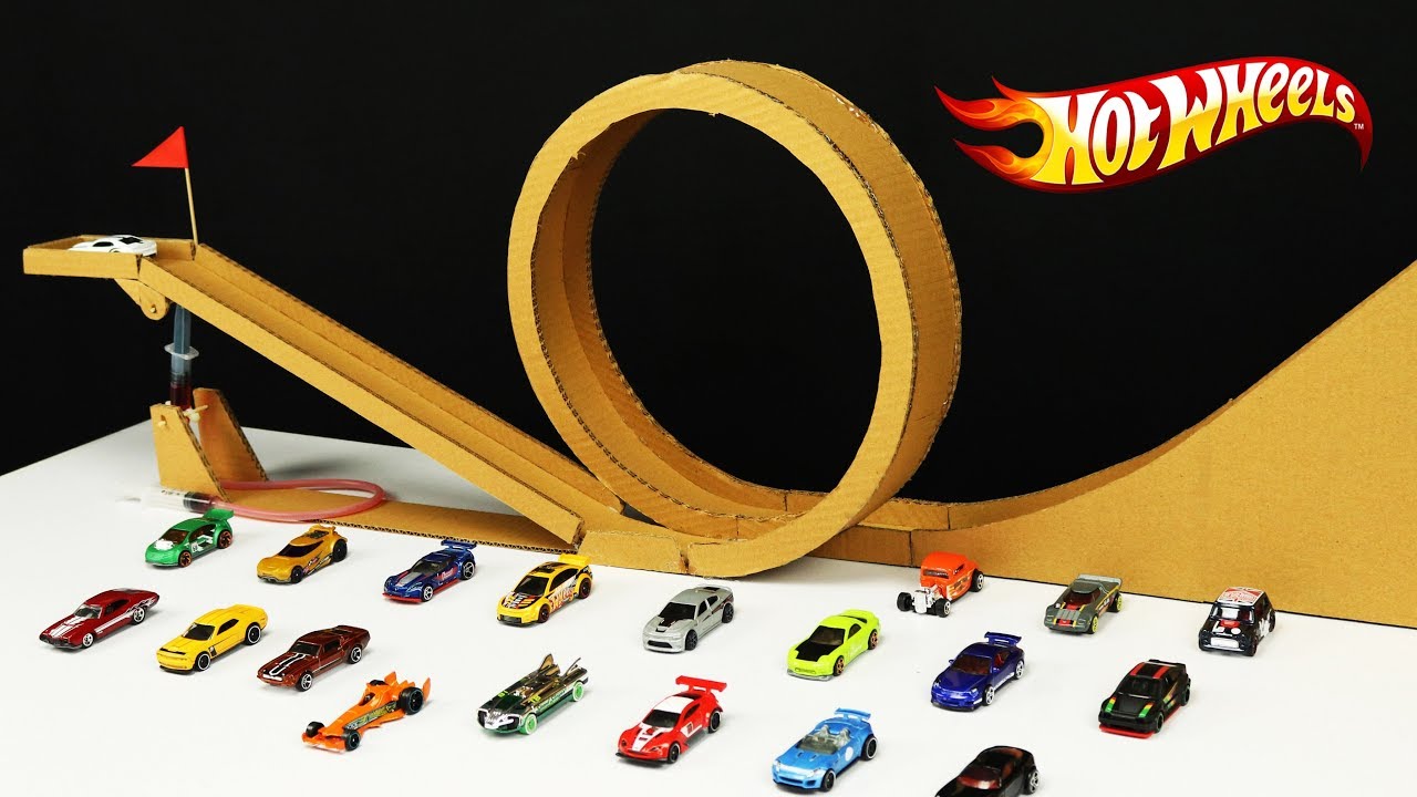 How to Make Hydraulic Hot Wheels From Cardboard