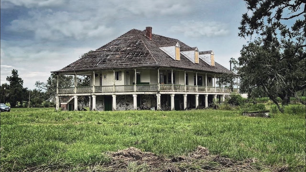 The Incredible Over 200 years old Forgotten Homeplace Plantation Down South in Louisiana