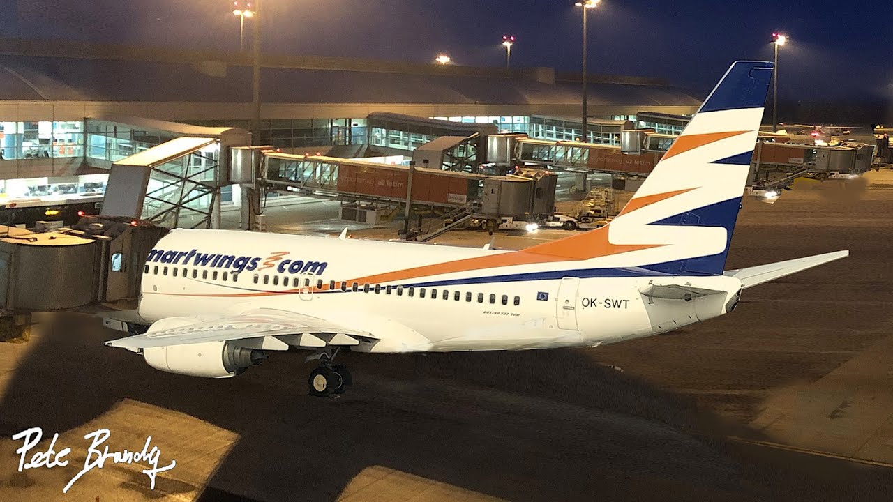 TRIP REPORT | Smartwings | Boeing 737-700 | Malaga - Prague | Economy