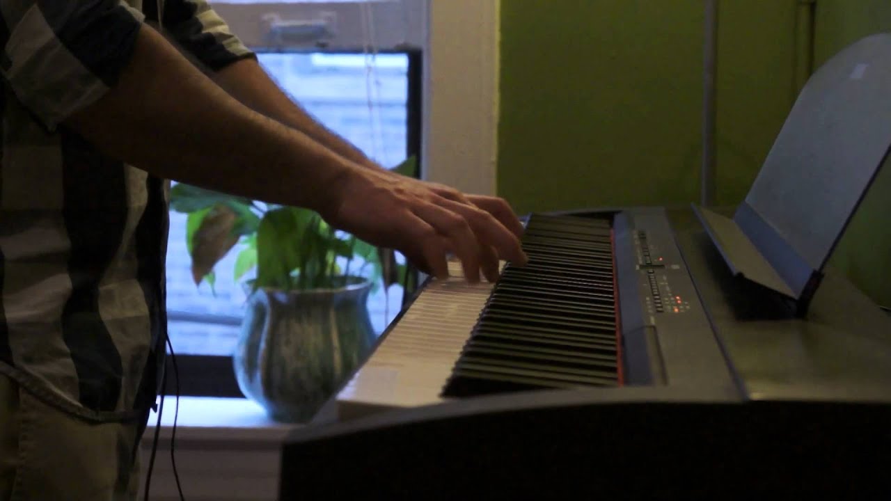 Madonna - Girl gone Wild (Piano version)